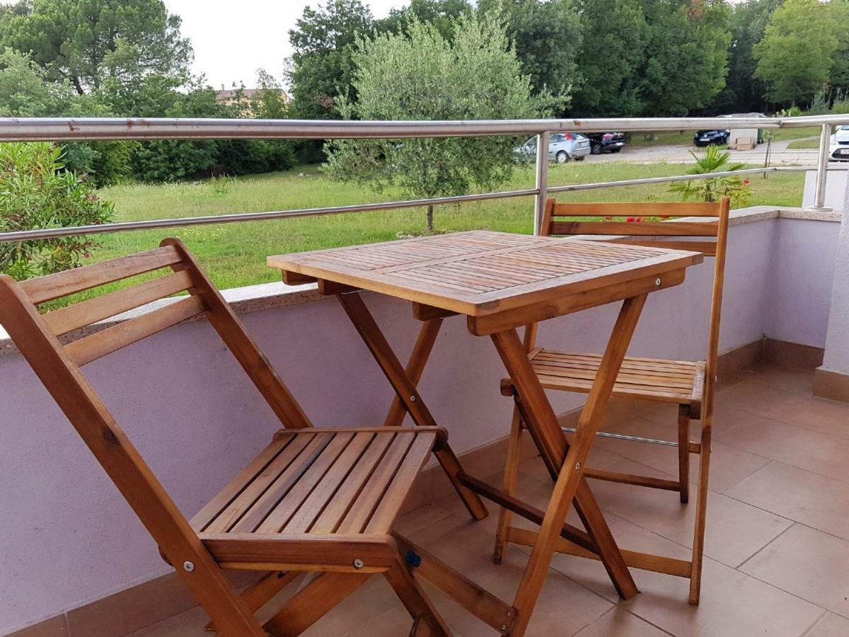Apartment Vitalia 2+2 Poreč Eksteriør bilde